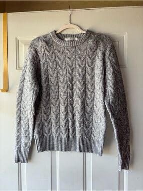 Reserve Fairfax gray cable knit sweater size M